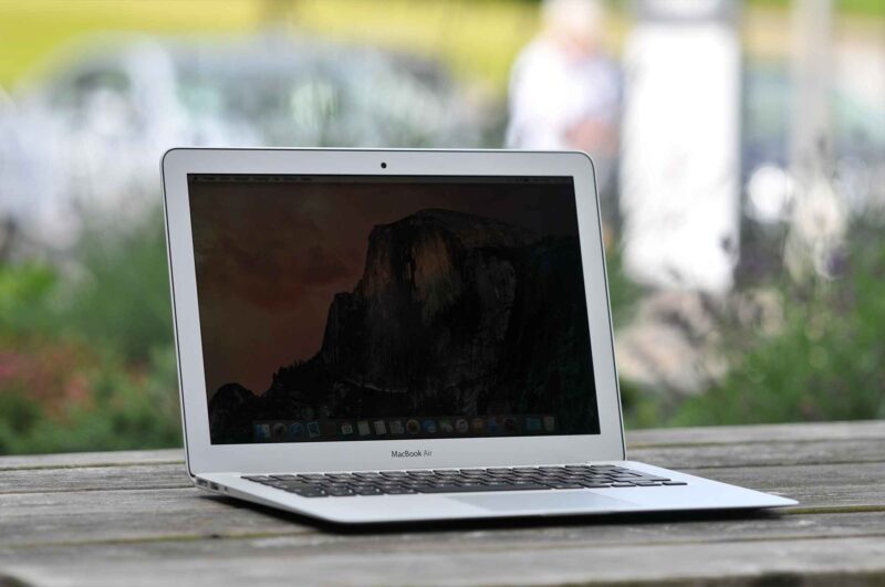 MacBook Air 13" 2017